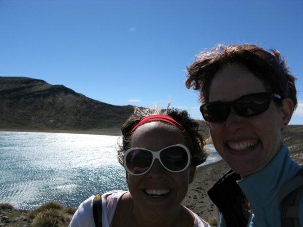 making friends on the Tongariro Crossing