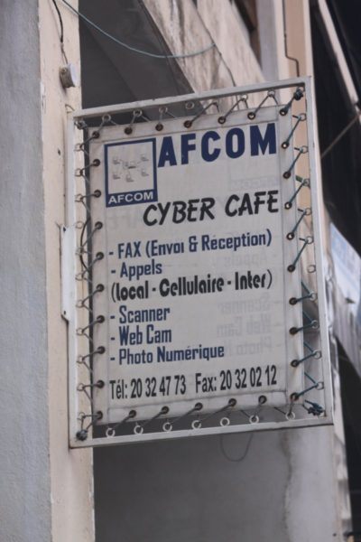 Cyber-Cafe