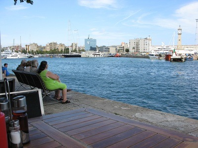 my "office" by the water - not so bad, even if it is a tourist trap!