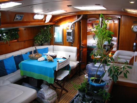 The "salon" (living room per se), taken from the cockpit