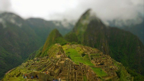 iconic picture of Machu Picchu