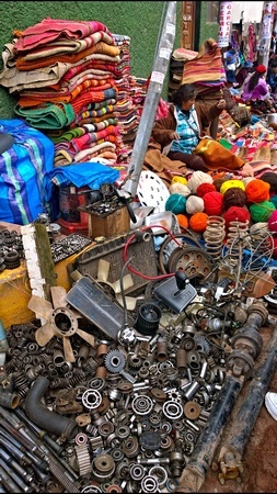 cogs and wool for sale at Barratio