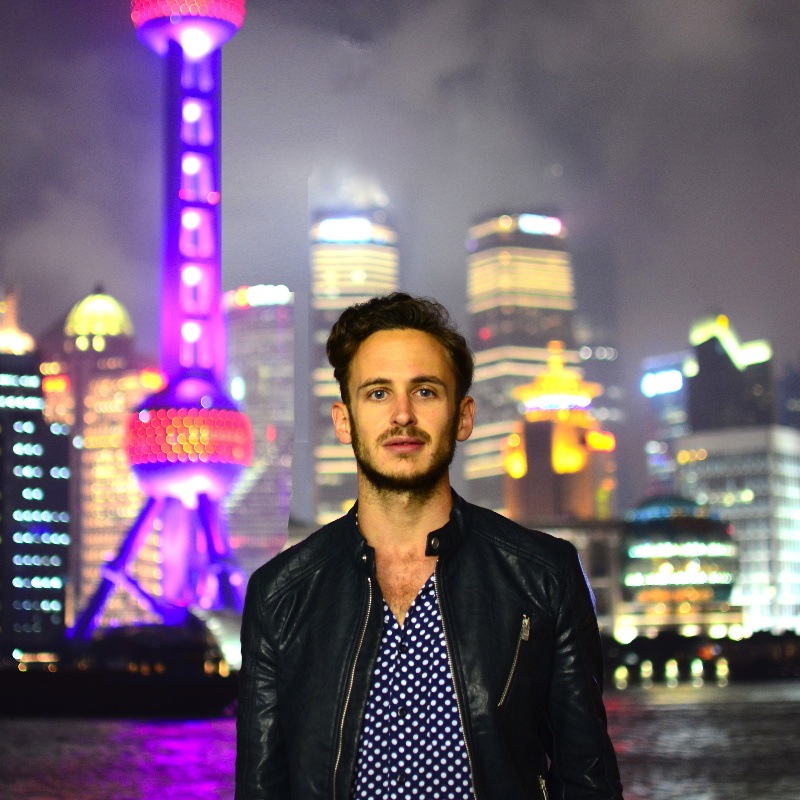 Robert Schrader in Shanghai