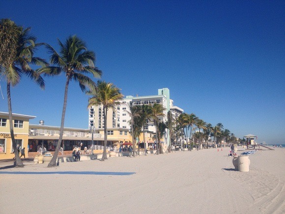 Hollywood Florida beach