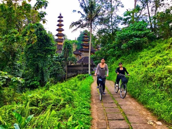 bicycles by a temple on the Campuhan Ridge Walk