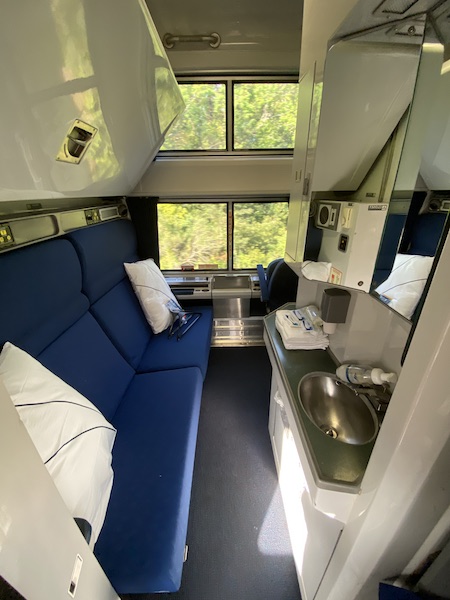 Amtrak Bedroom wide shot, on the Sunset Limited Train