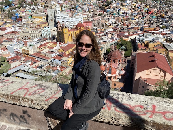 Nora Dunn wearing the Pacsafe Vibe 100 hip pack in Guanajuato Mexico